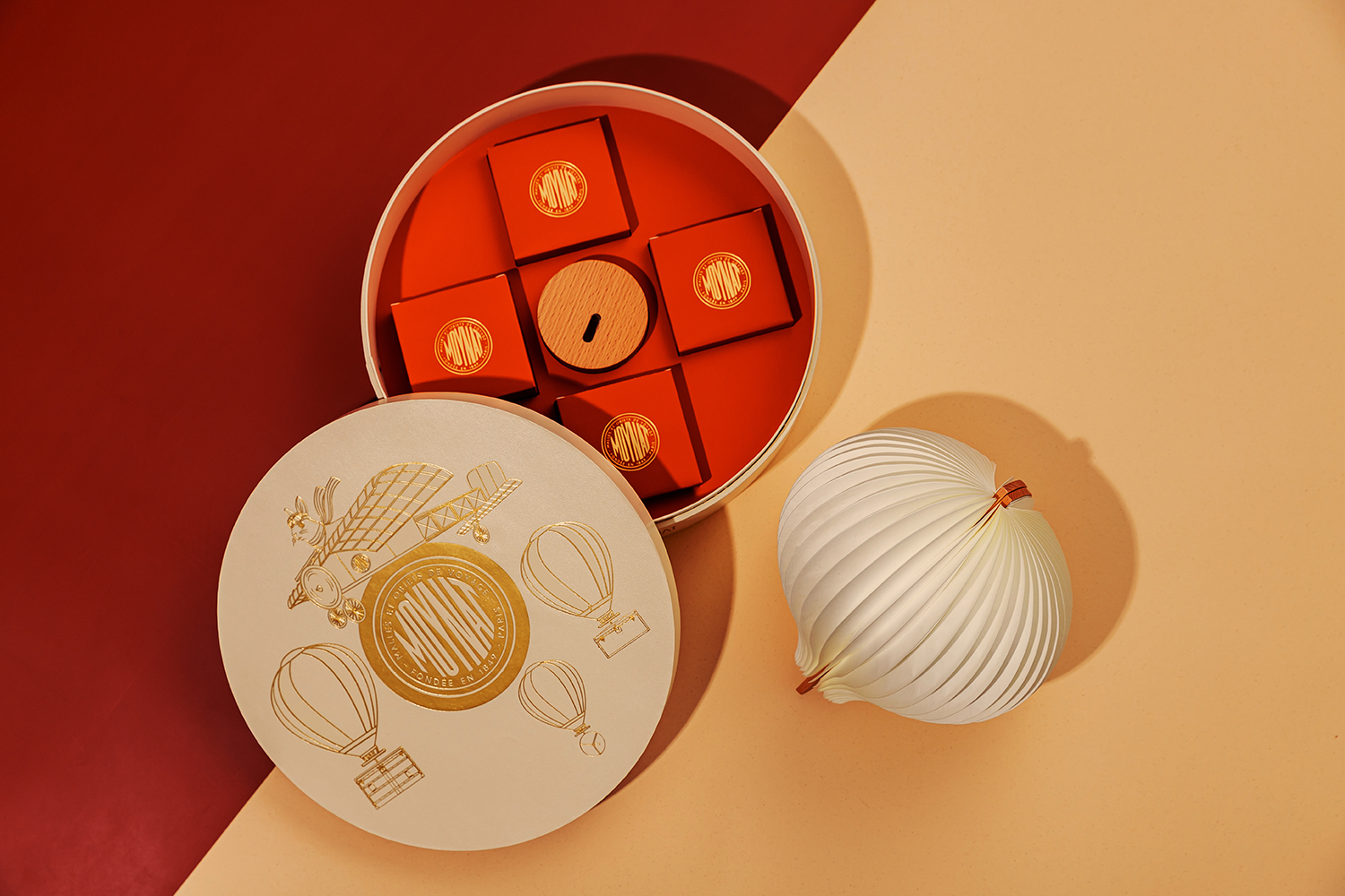 Mid-autumn Festival，