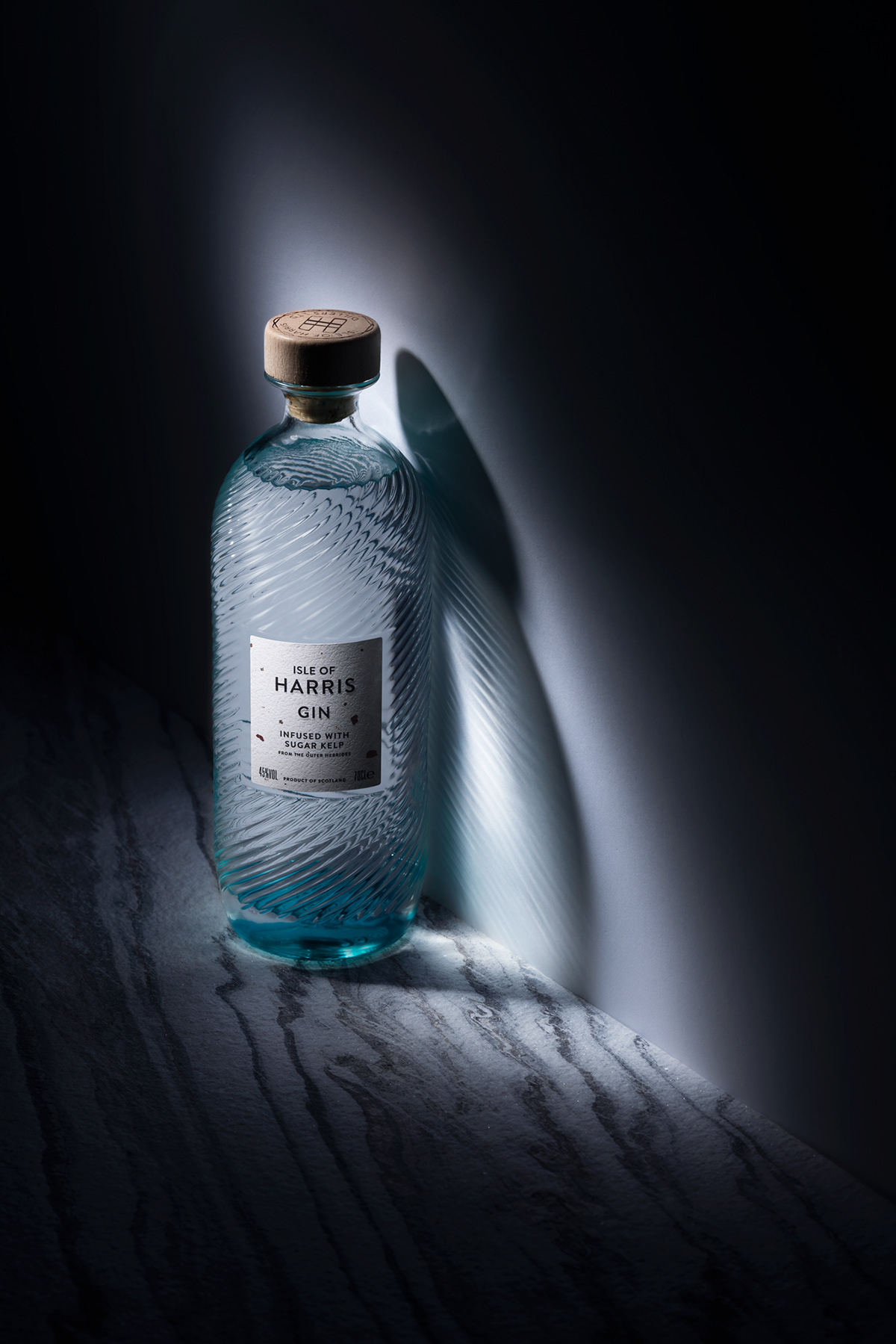 Gin，Harris Island，Alcoholic beverages，Bottled Cocktail，packing design，The wine bottle，