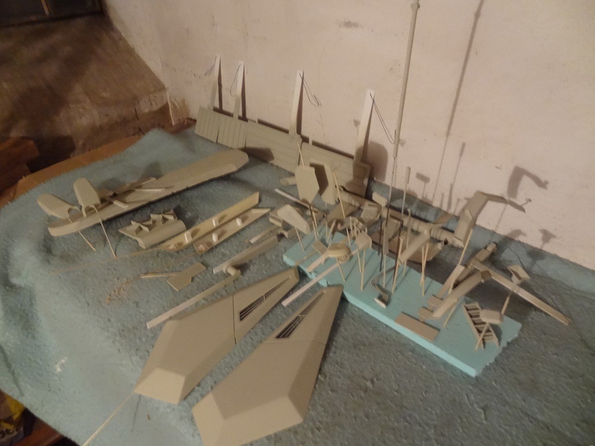 industrial design，vehicle，agricultural machinery，Harvester，