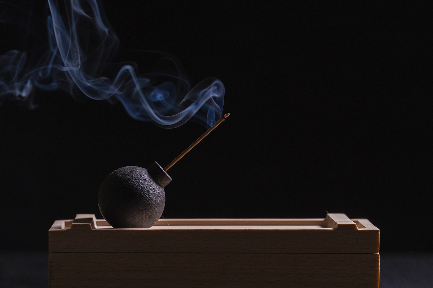 INSTIM，Creative design，product design，Fragrant plug design，