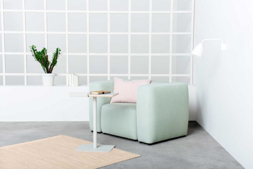 intelligence，mobile phone，wall，inspiration，product，