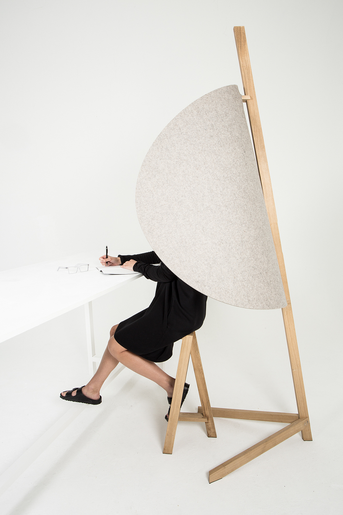 Simplicity，environment protection，abstract，mysterious，niche，