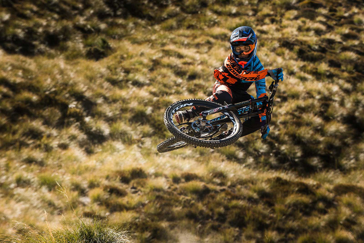 improve air circulation，racing，Helmet，