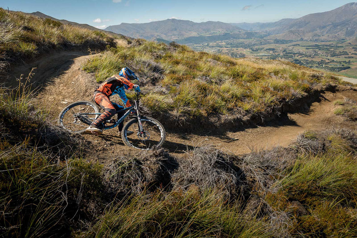 improve air circulation，racing，Helmet，