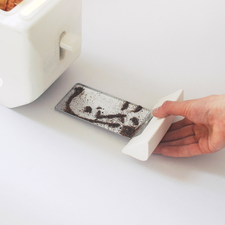 Eight Toasters，Bread machine，kitchenware，