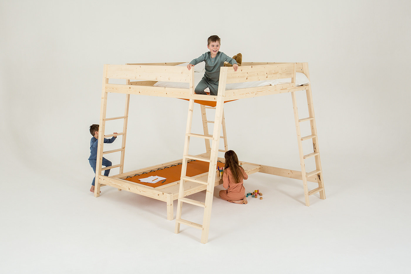 Bed，stairs，Wooden bed，imagine，