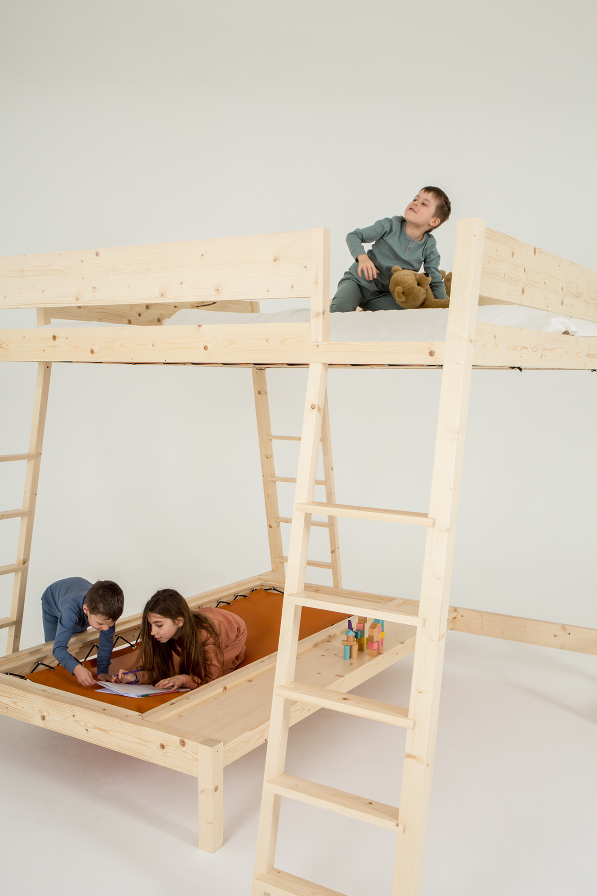 Bed，stairs，Wooden bed，imagine，