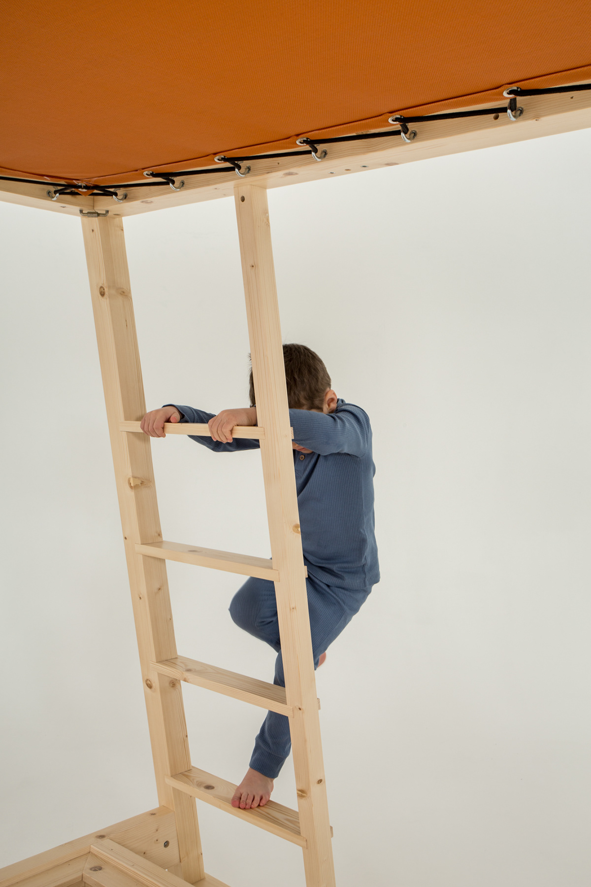 Bed，stairs，Wooden bed，imagine，