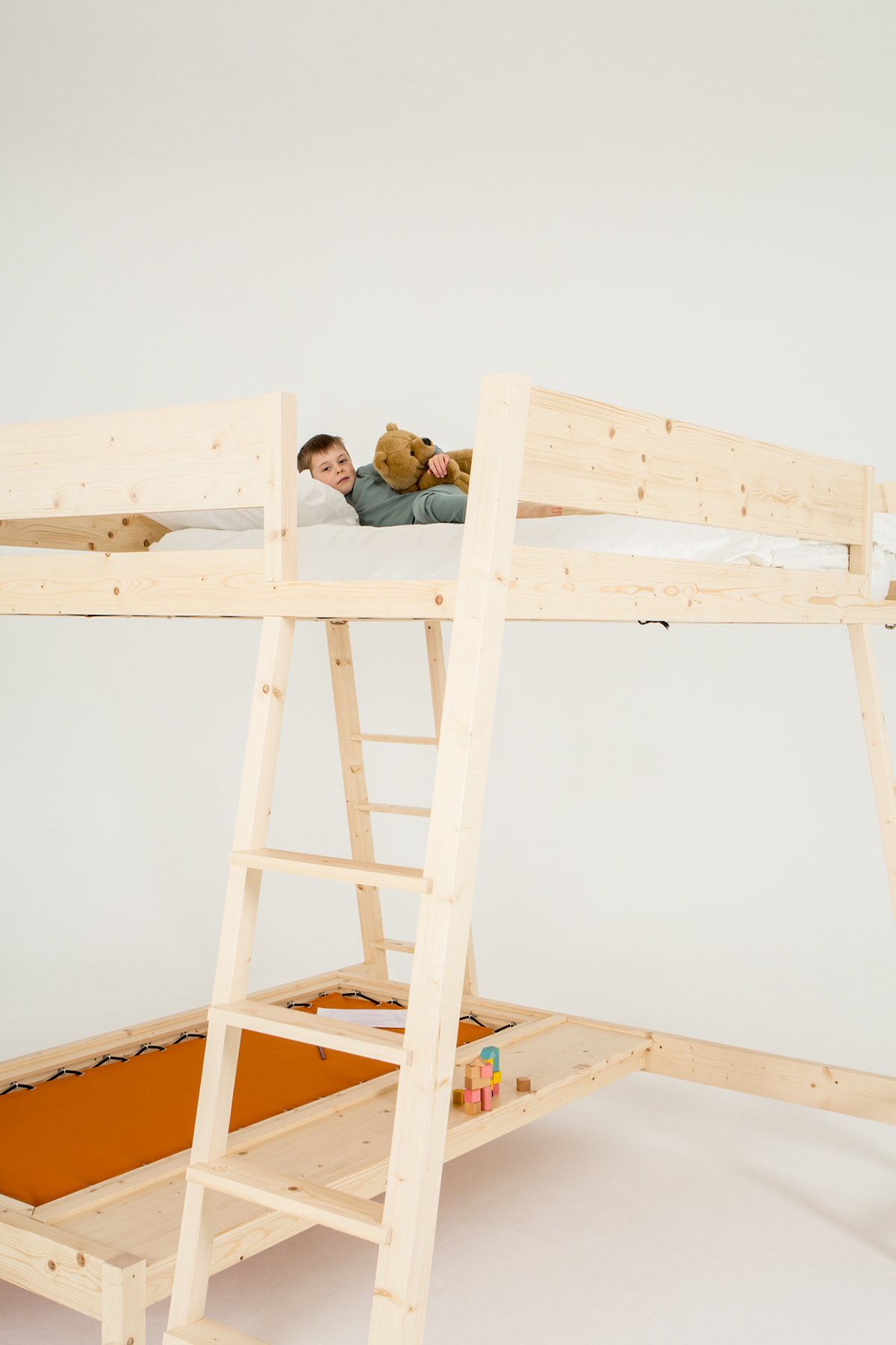 Bed，stairs，Wooden bed，imagine，