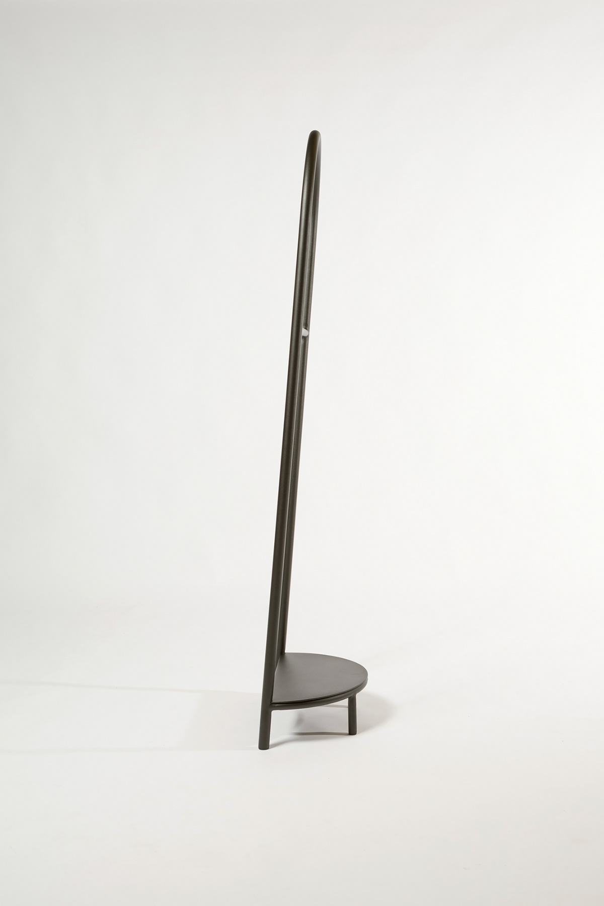 coat hanger，black，simple，steel，practical，