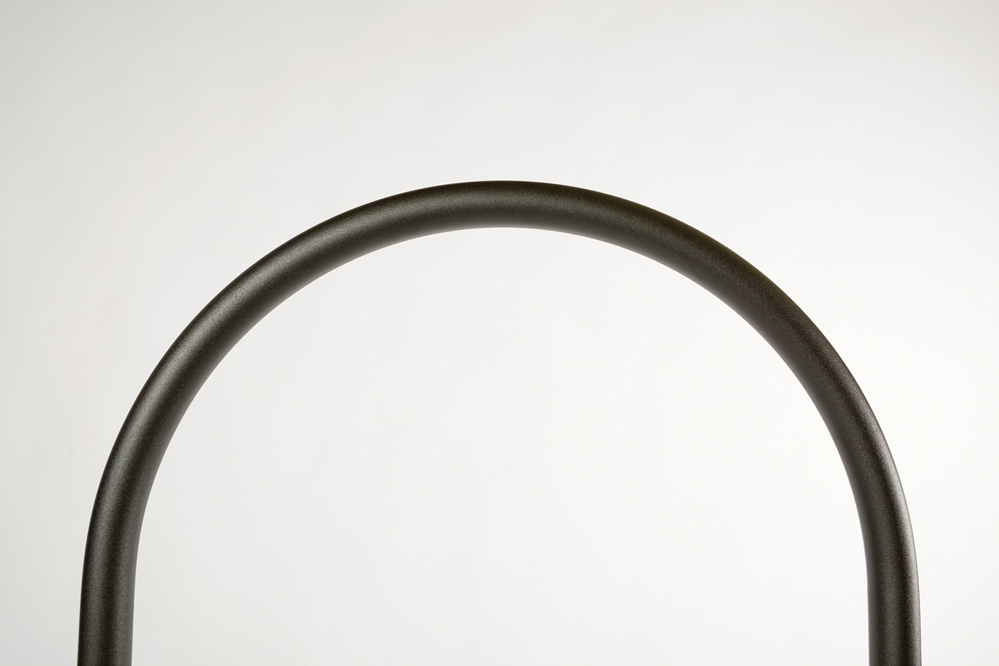 coat hanger，black，simple，steel，practical，