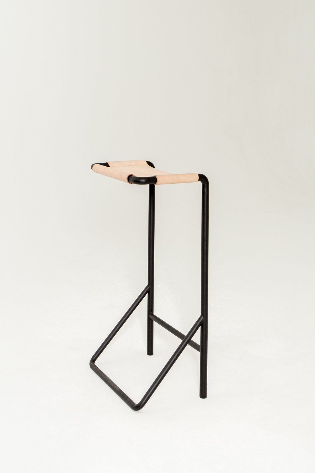 stool，Leatherwear，Metal，black，