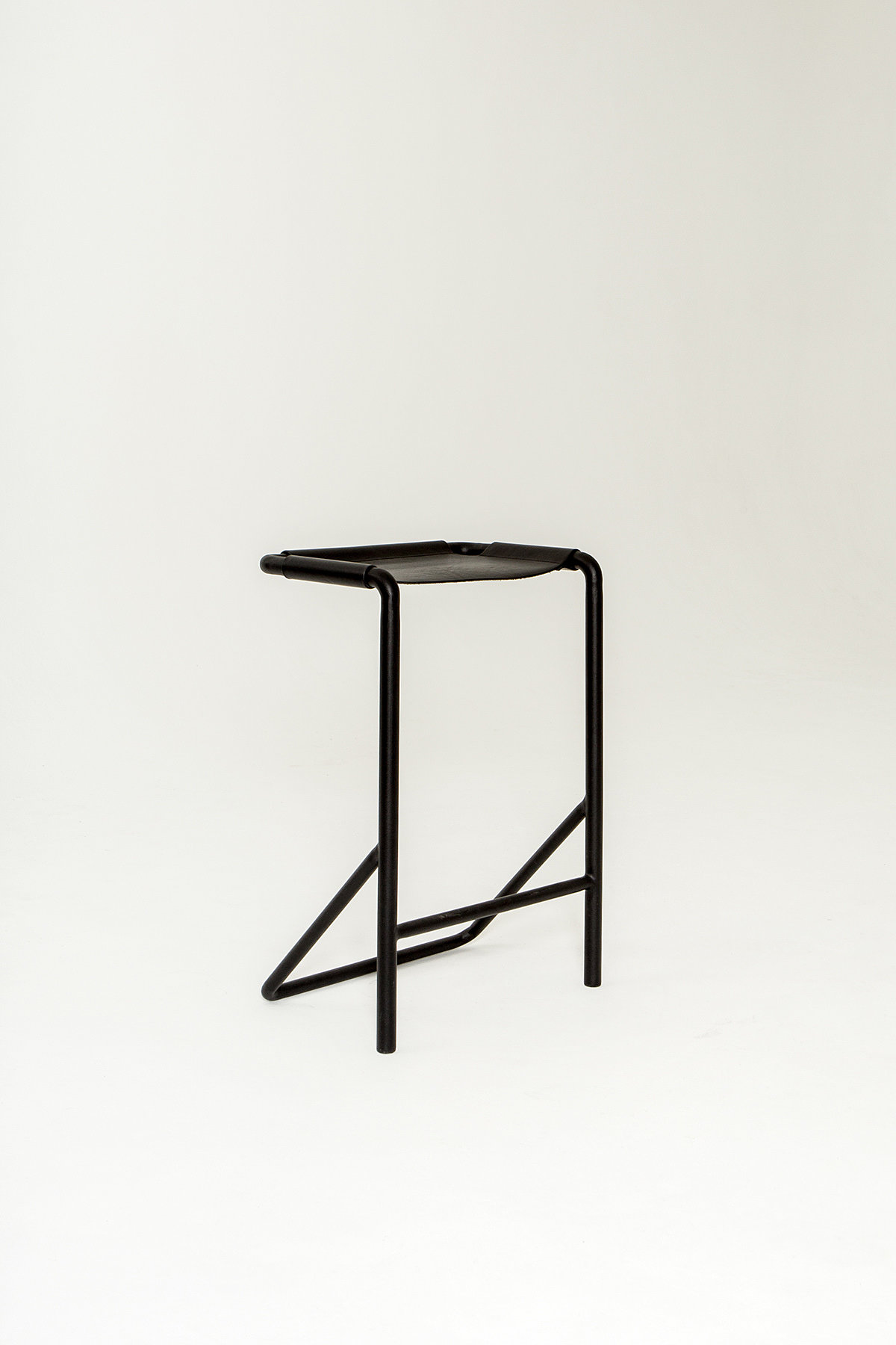 stool，Leatherwear，Metal，black，