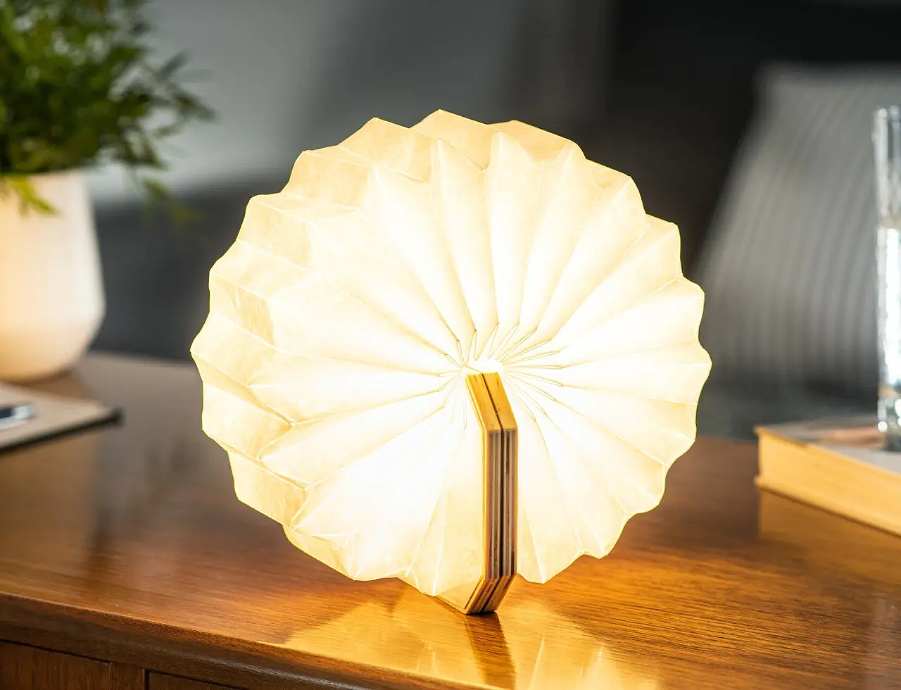 lamps and lanterns，