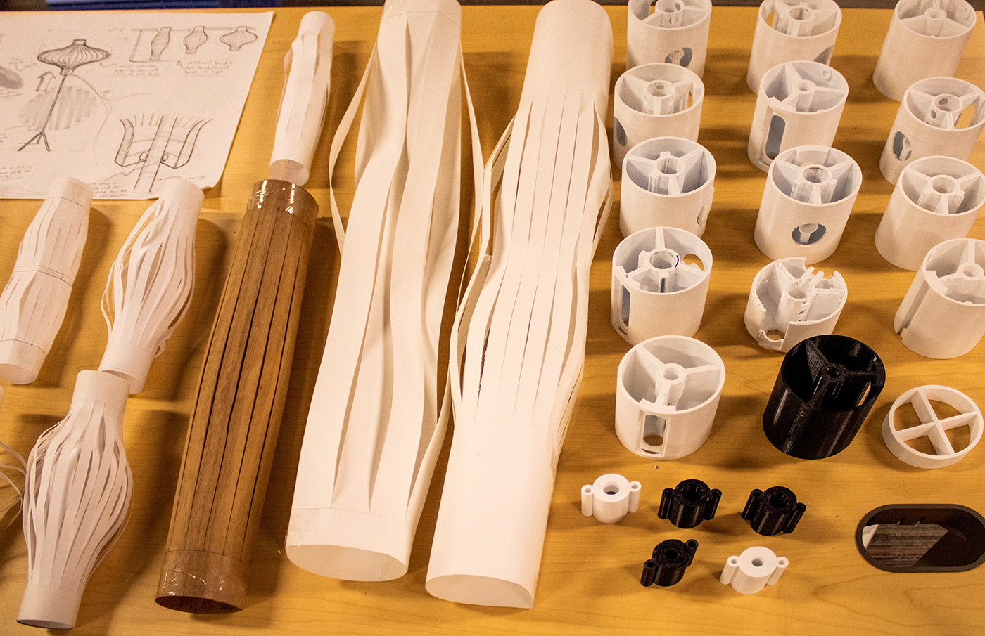 lamps and lanterns，lighting，grace，