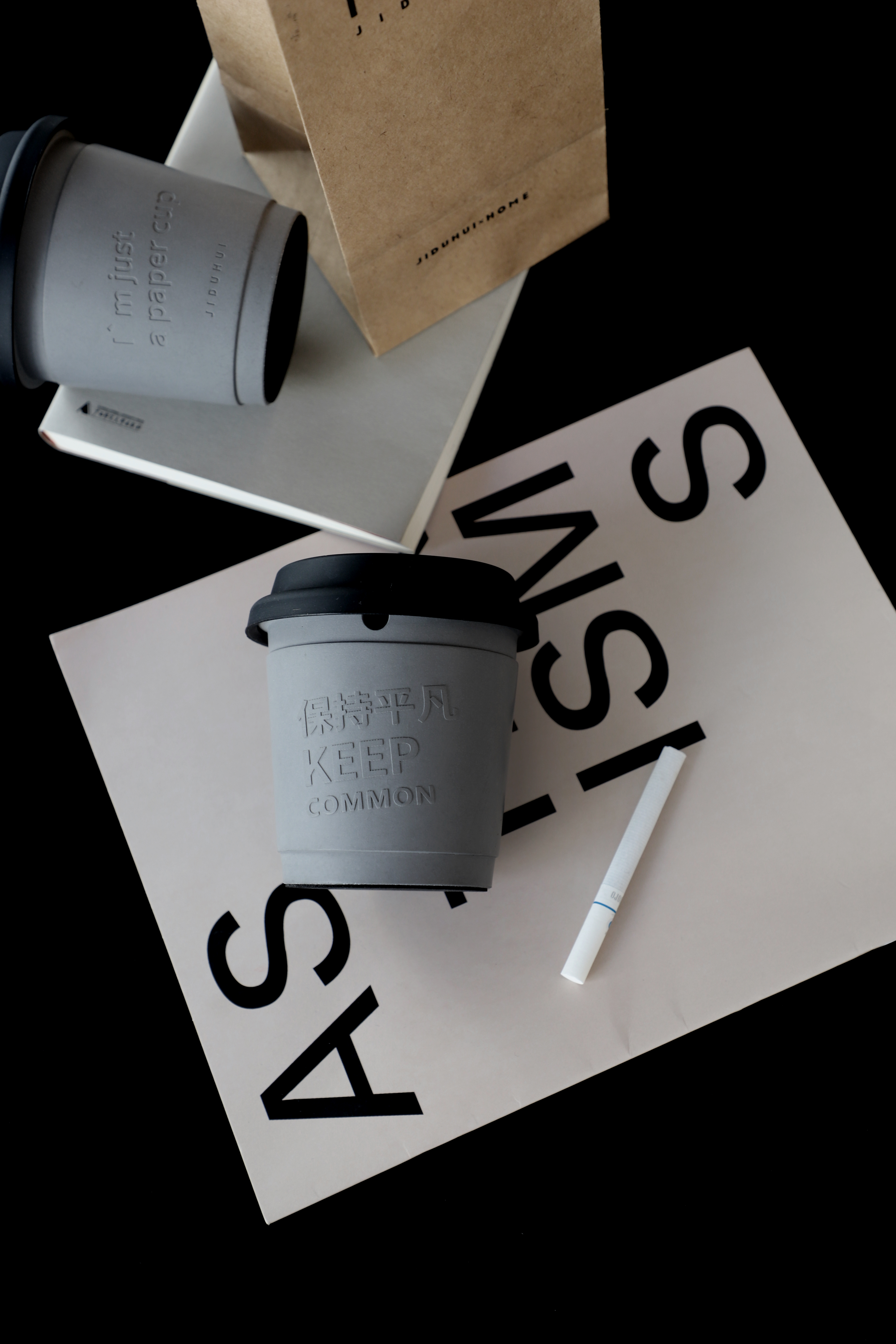 Several degrees of gray，ashtray，Cement ashtray，