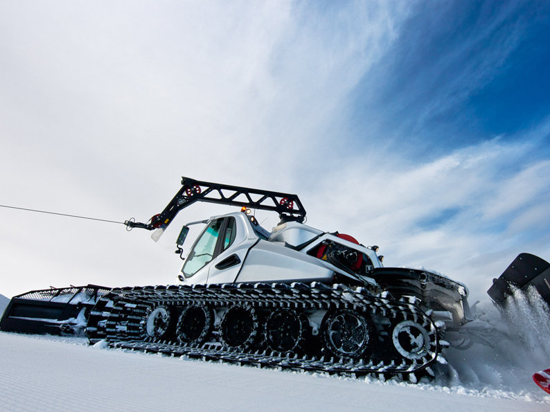industrial design，product design，Engineering equipment，Snow press，skiing，