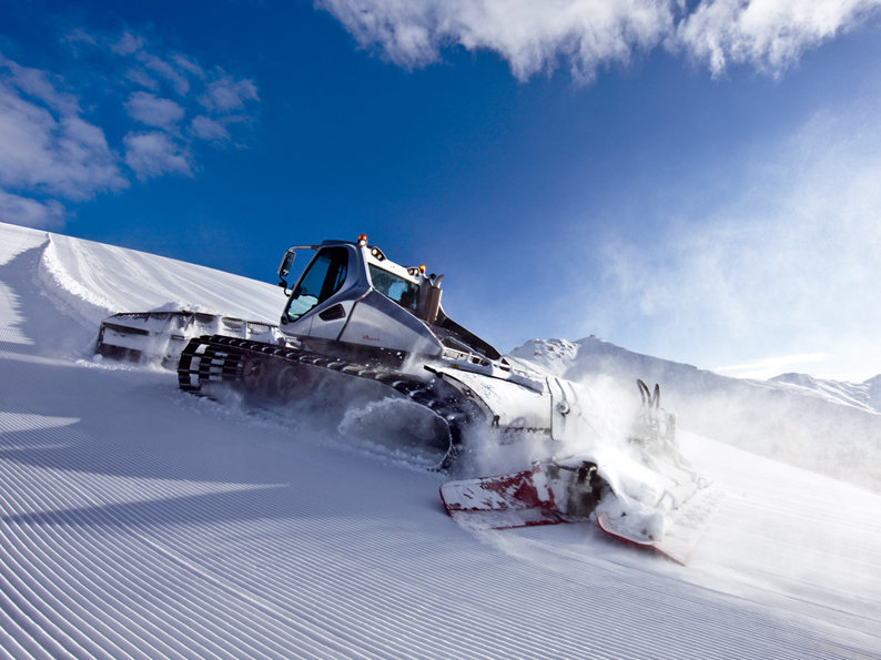 industrial design，product design，Engineering equipment，Snow press，skiing，