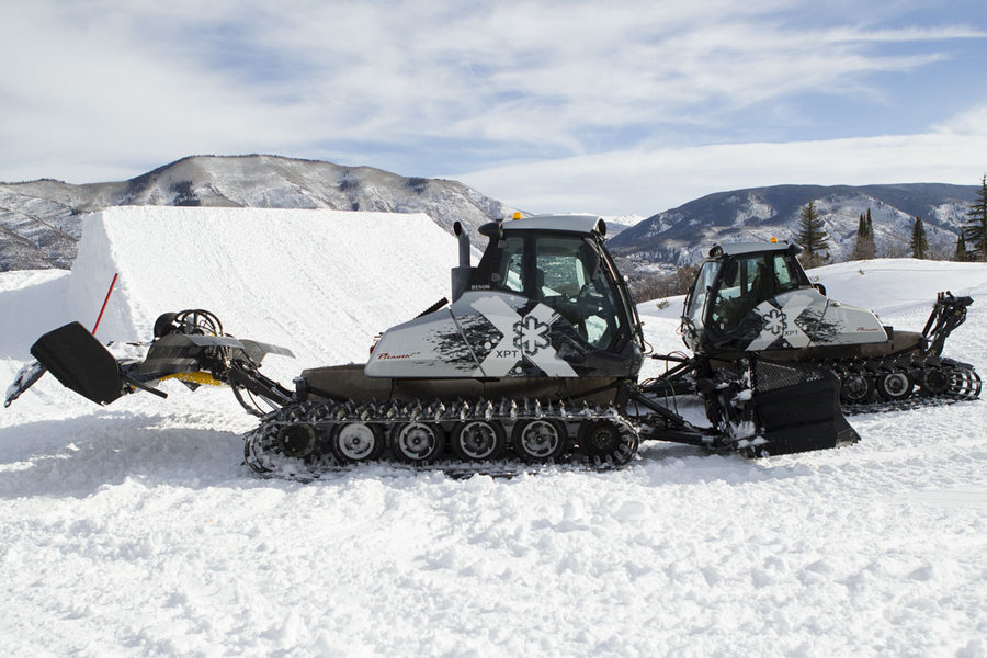 industrial design，product design，Engineering equipment，Snow press，skiing，