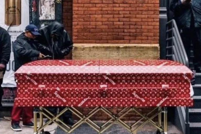 hourglass，street，Bath machine，Tiffany，lv，