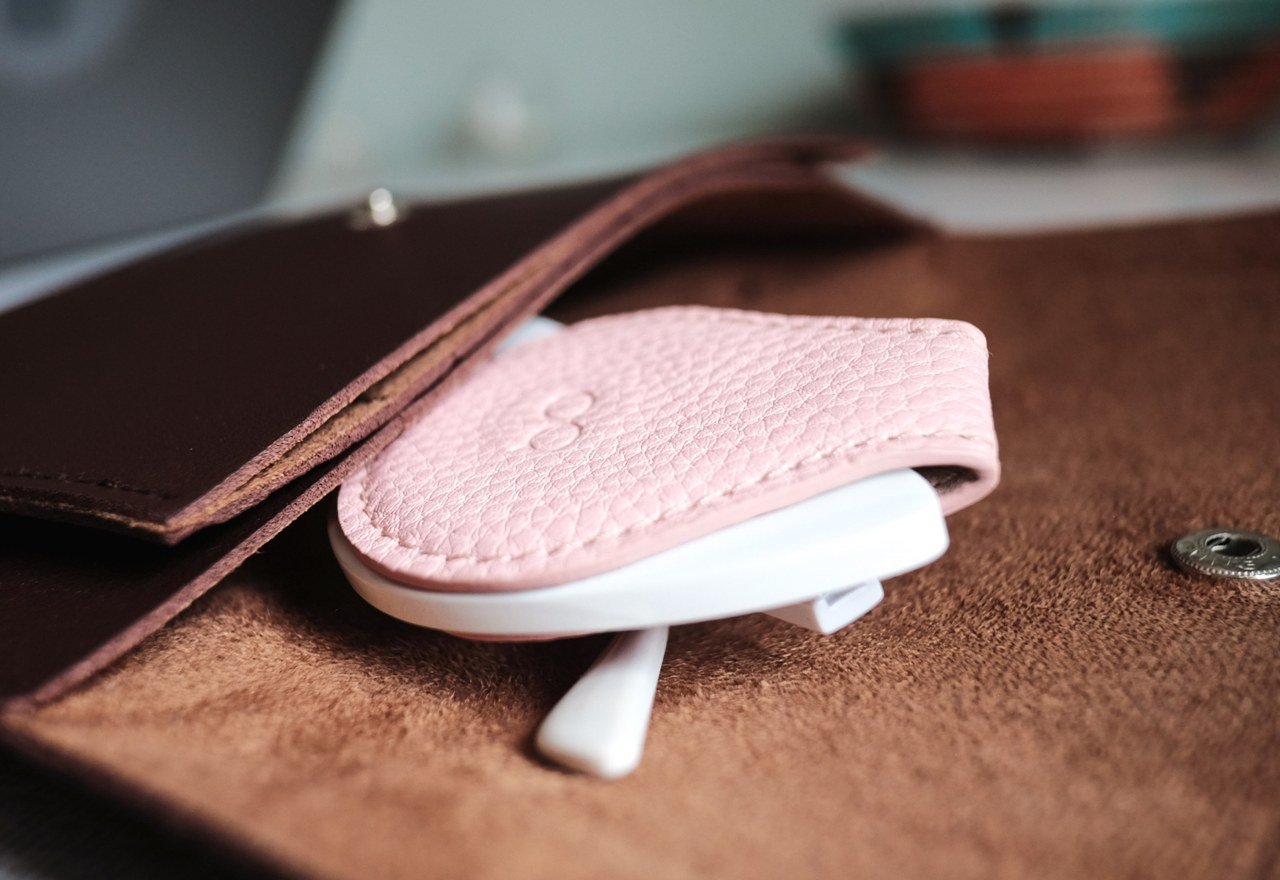 Adam Weber，Oqular clip，glasses case，Small and slim，