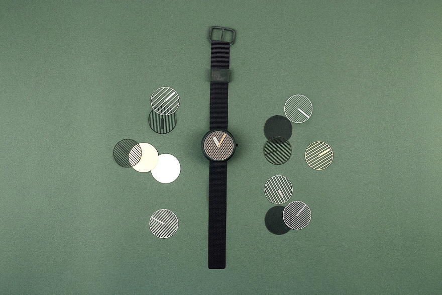 The HATCH watch，金属圆盘，Catherine Stola，创造光学效果，