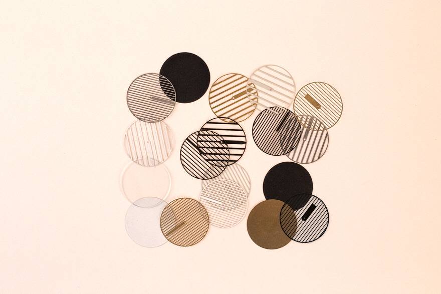 The HATCH watch，Metal disc，Catherine Stola，Create optical effects，