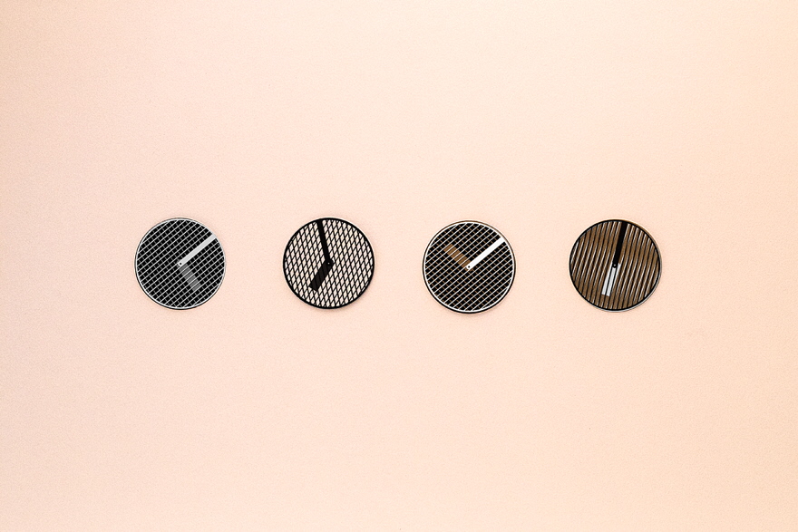 The HATCH watch，Metal disc，Catherine Stola，Create optical effects，