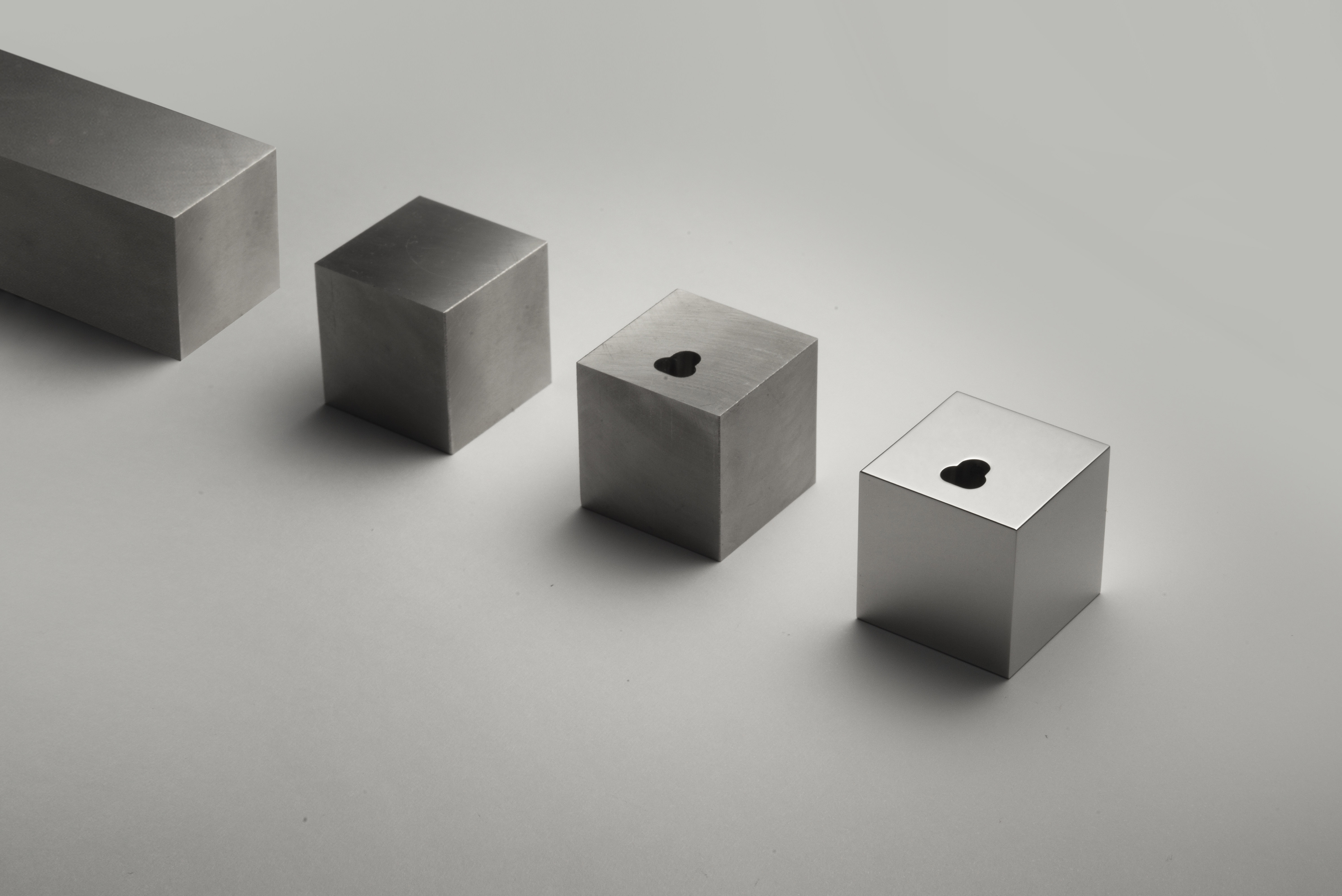 iphone，iphone，IPhone base，IPhone base，Charging base，Charging base，base，base，parts，parts，Small accessories，Small accessories，