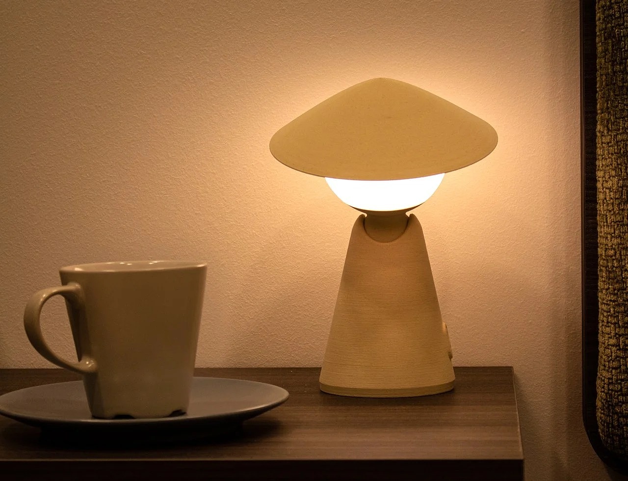 ZM Design Lab，PUDDY，3D printing lamp，Minimalist design ，Portable，Tradition and Modernity，woodiness，