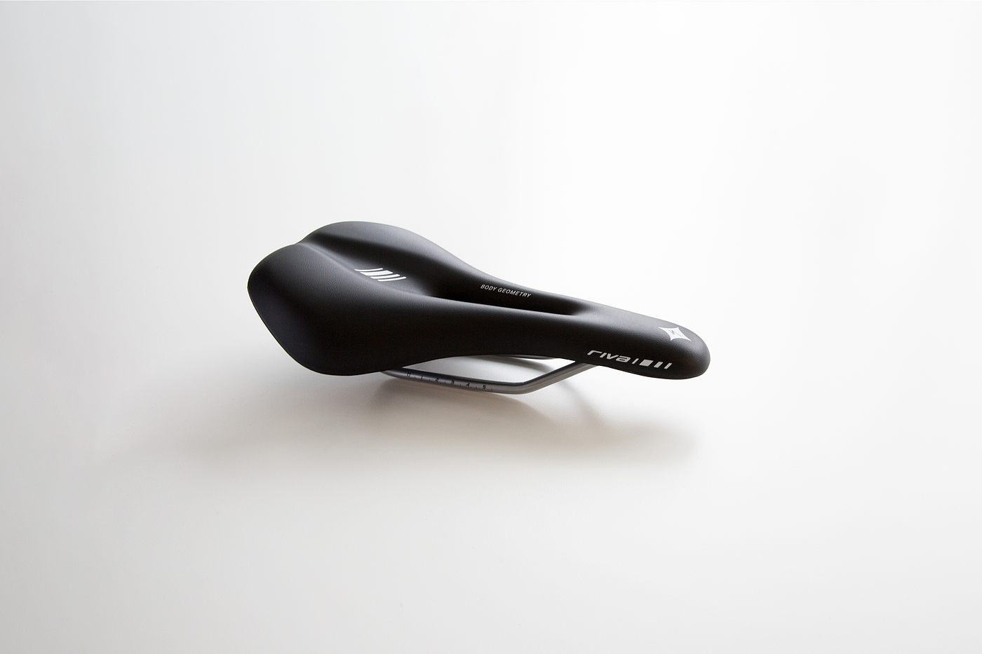 Bike Saddle，鞍座，自行车座，防水，女性，重量轻，