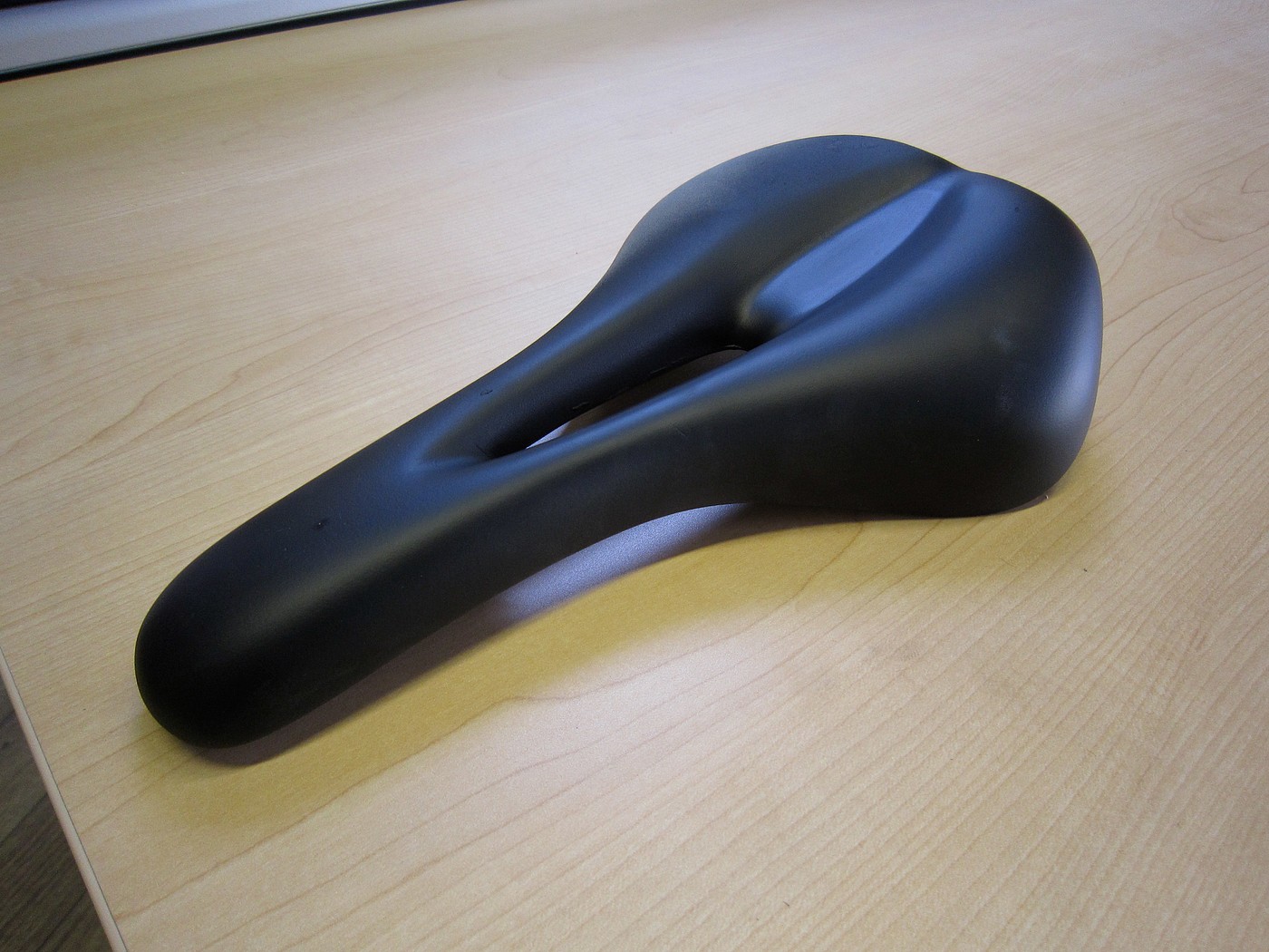 Bike Saddle，鞍座，自行车座，防水，女性，重量轻，