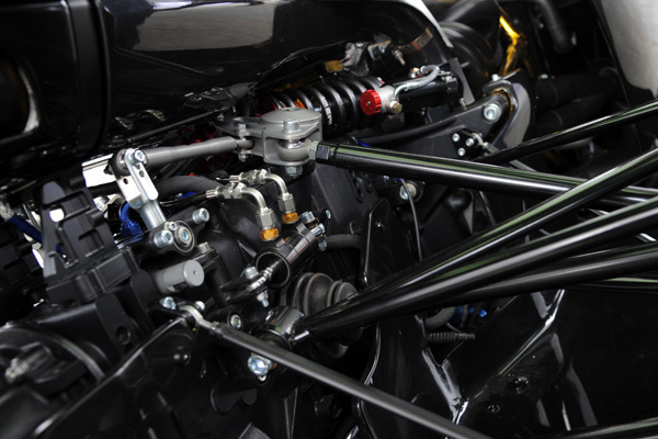 speeding，concept，racing，automobile，product design，