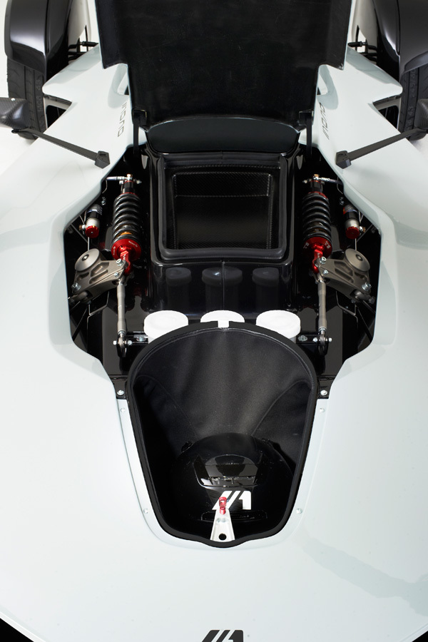 speeding，concept，racing，automobile，product design，