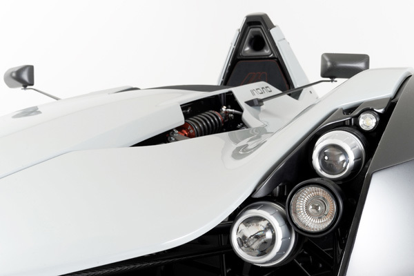 speeding，concept，racing，automobile，product design，