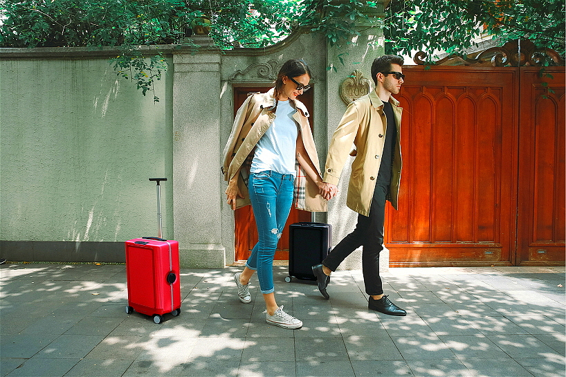 Smart trunk，COWAROBOT R1，product design，industrial design，