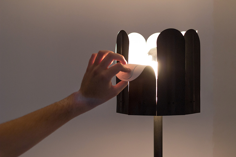Floor lamp，originality，Home Furnishing，petal，