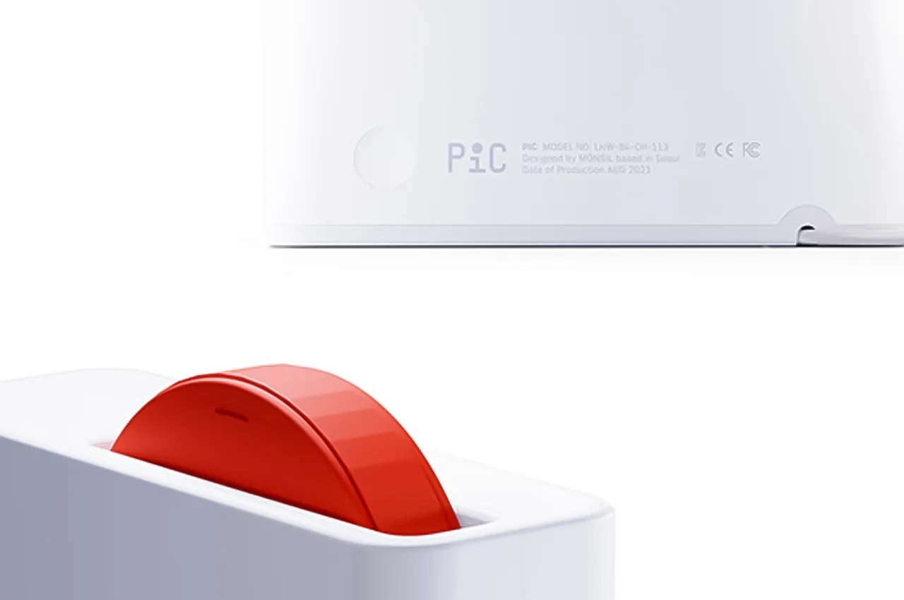 Photo，Projector，Remote control，