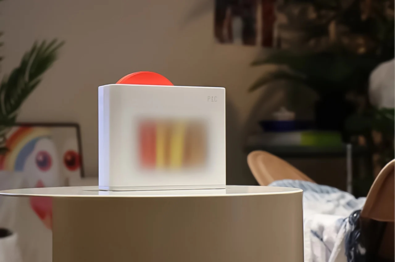 Photo，Projector，Remote control，