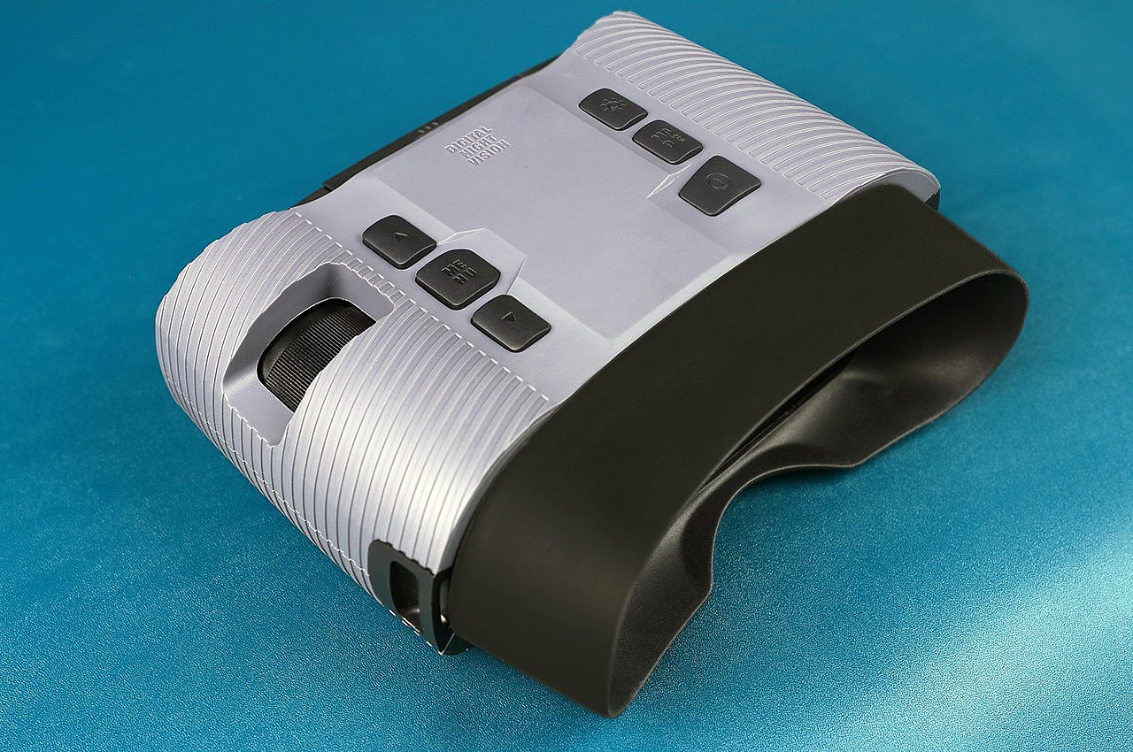 Tommy Yang，Acpotel，product design，Binoculars，Slim design，Optical function，Ergonomics，