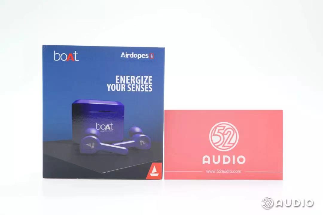 TWS wireless Bluetooth headset painted a few years ago，