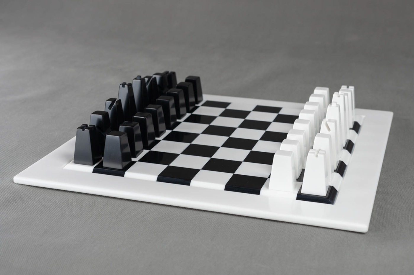 chess，SOCOWOO design，Modern design of chess，Easy to identify，Green，Handmade，