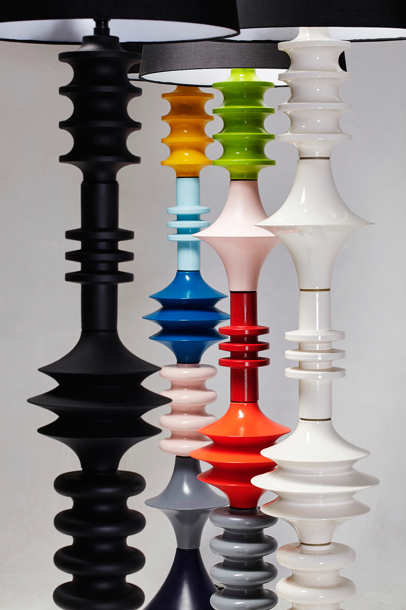 Yocco Floor Lamp——超有趣的落地灯，带给你不一样的快乐 - 普象网