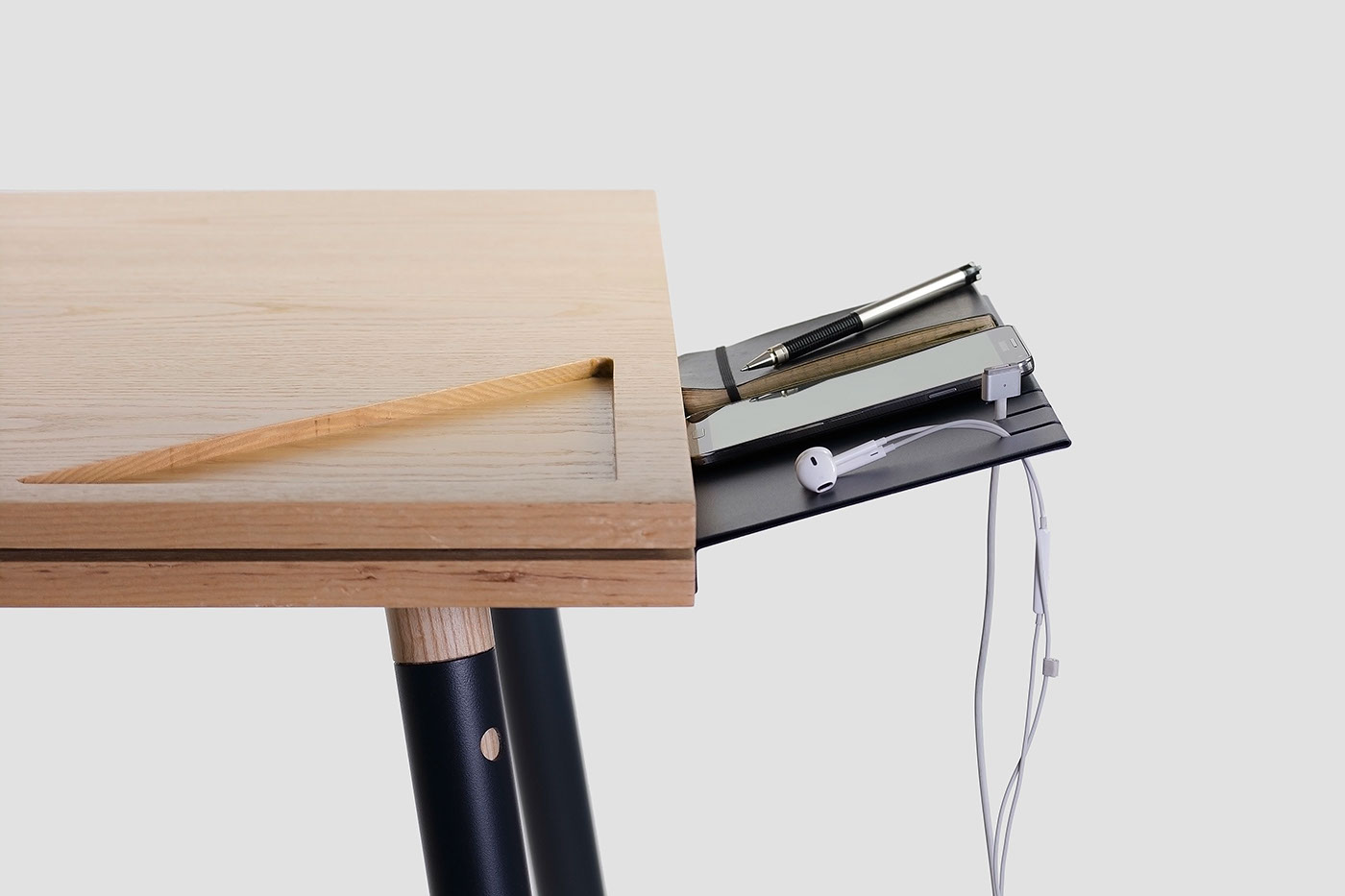 workbench，furniture，woodiness，