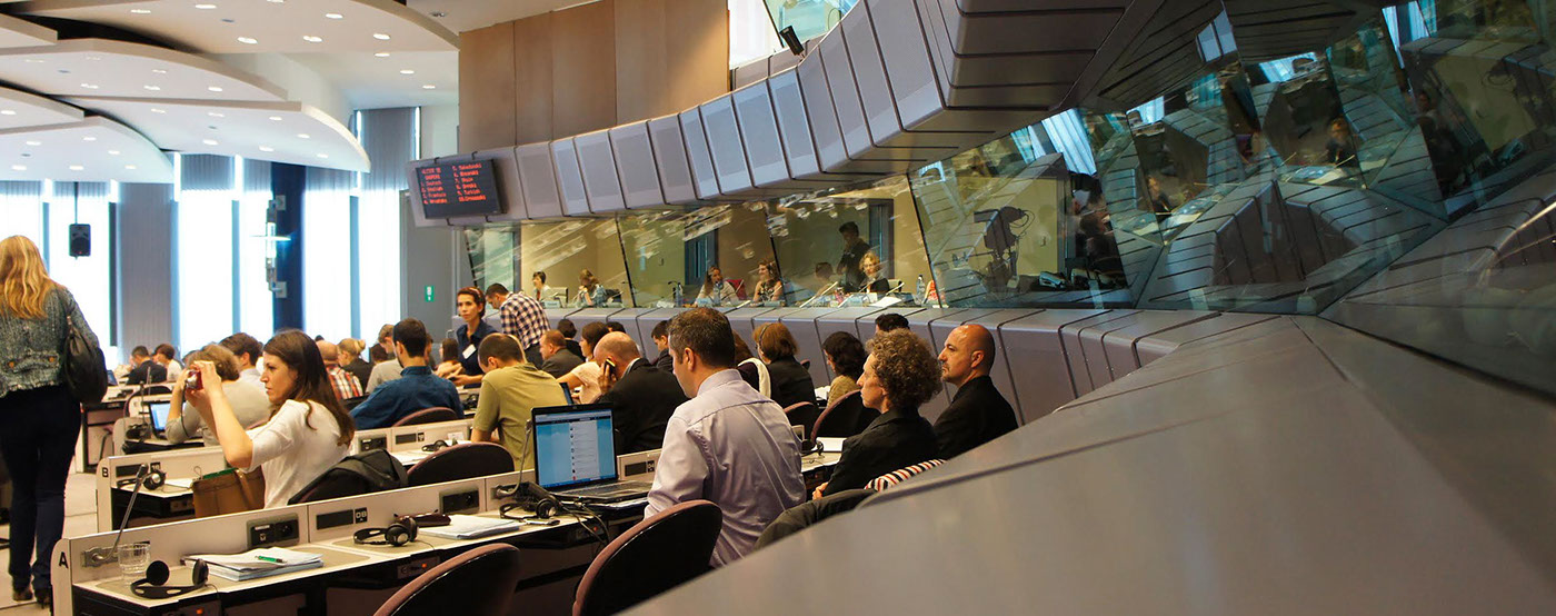 Televic，Translation desk，equipment，dialogue，