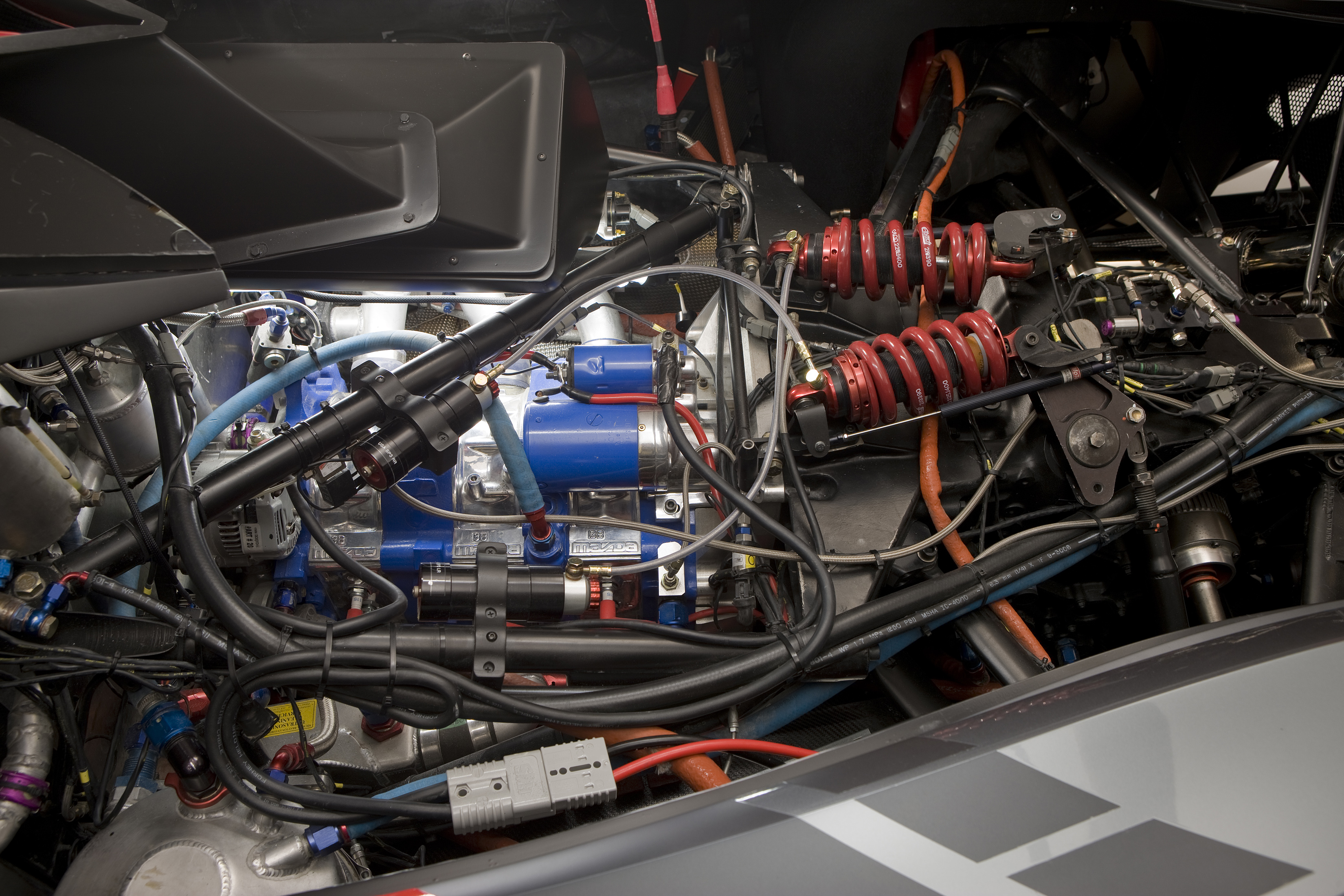 Mazda，OUTER，streamline，conceptual design，Fall，Short life vehicle，