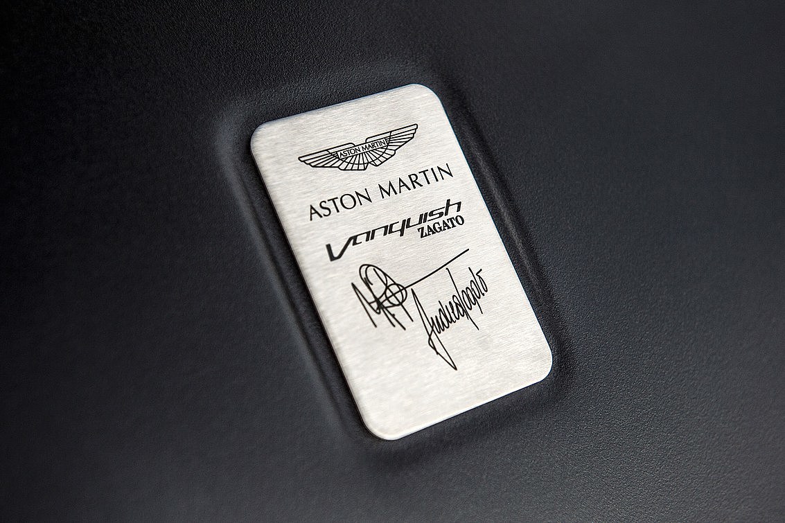 Sports car，Aston Martin，Vanquish Zagato，Two seater carriage，Luxury car，Automobile design，industrial design，
