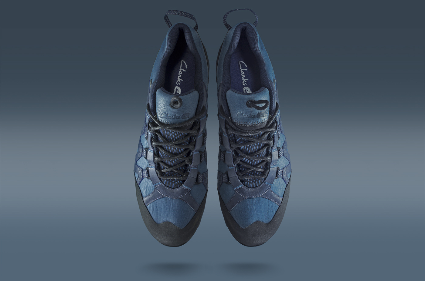 motion，outdoors，shoes，run，wear，