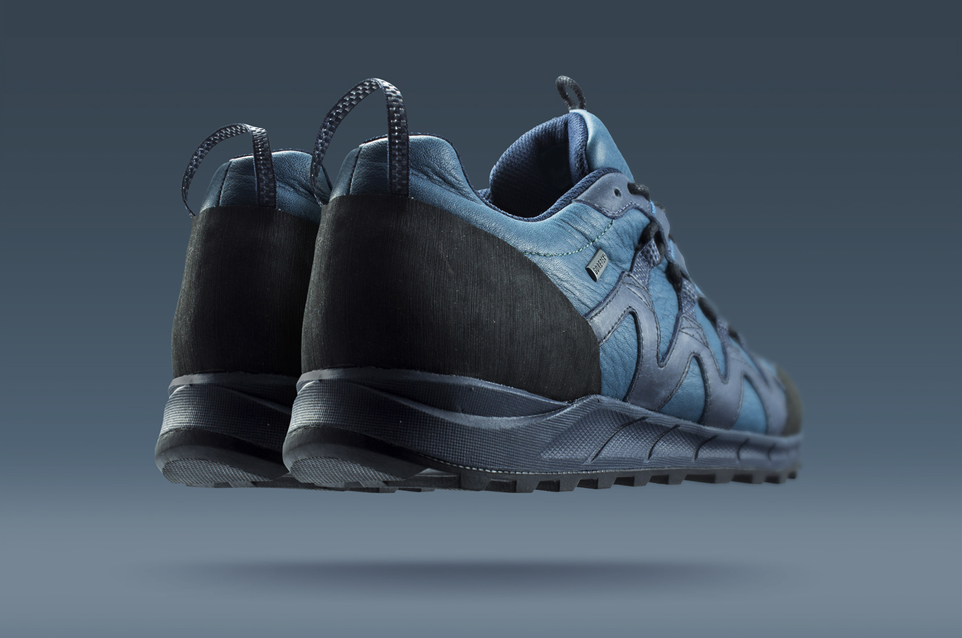 motion，outdoors，shoes，run，wear，