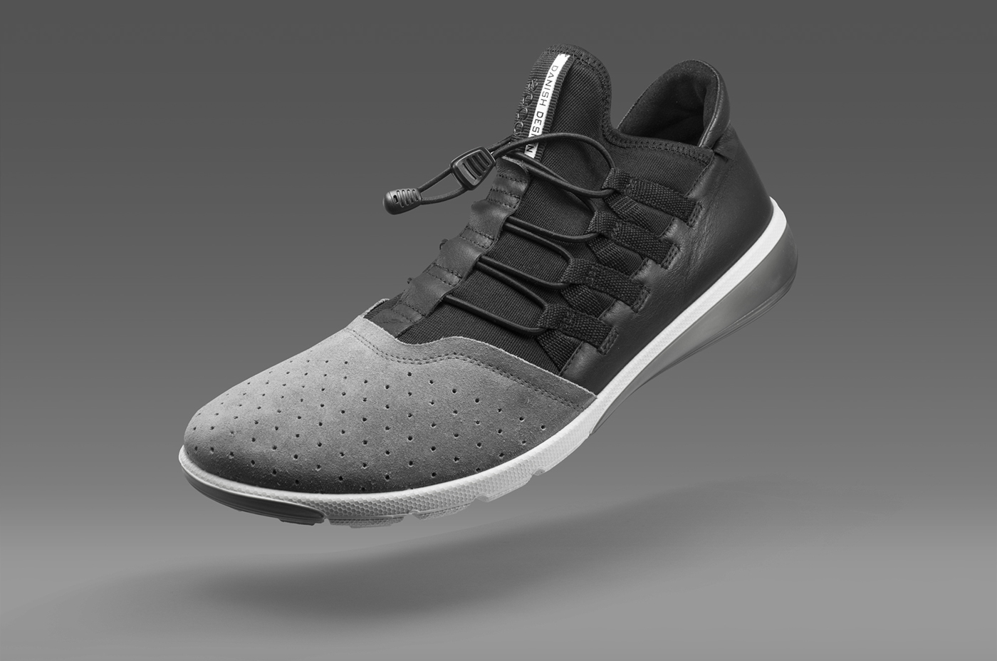 motion，outdoors，shoes，Design，